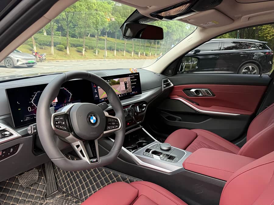 BMW 3 Series 2026 330Li M Sport Night Package - zdjęcie 8