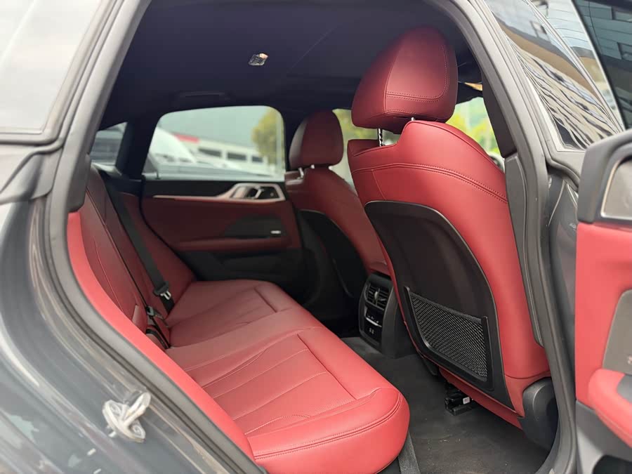 BMW 4 Series 2022 430i Gran Coupe M Sport Night Package - zdjęcie 11