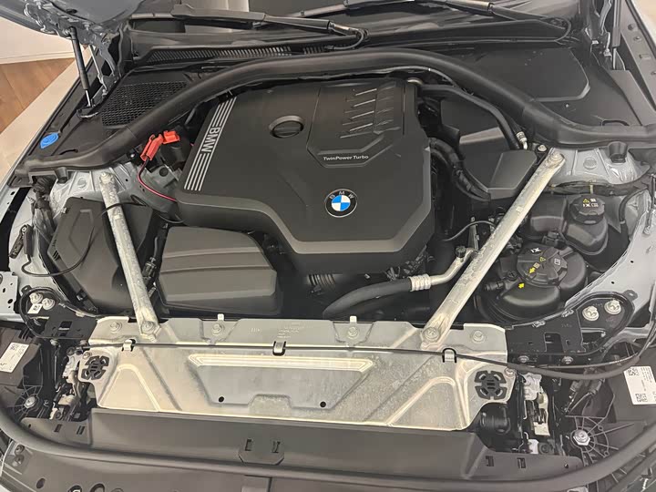 BMW 4 Series 2024 430i Gran Coupe M Sport Night Package - zdjęcie 18