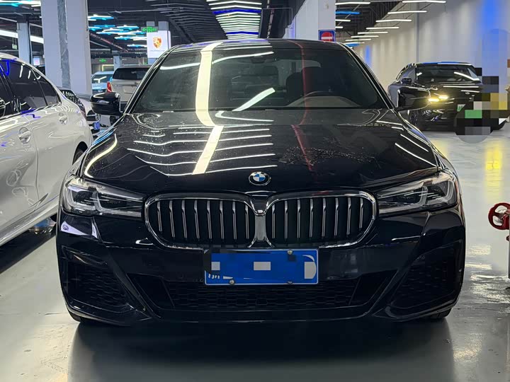 BMW 5 Series 2022 525Li M Sport - zdjęcie 17