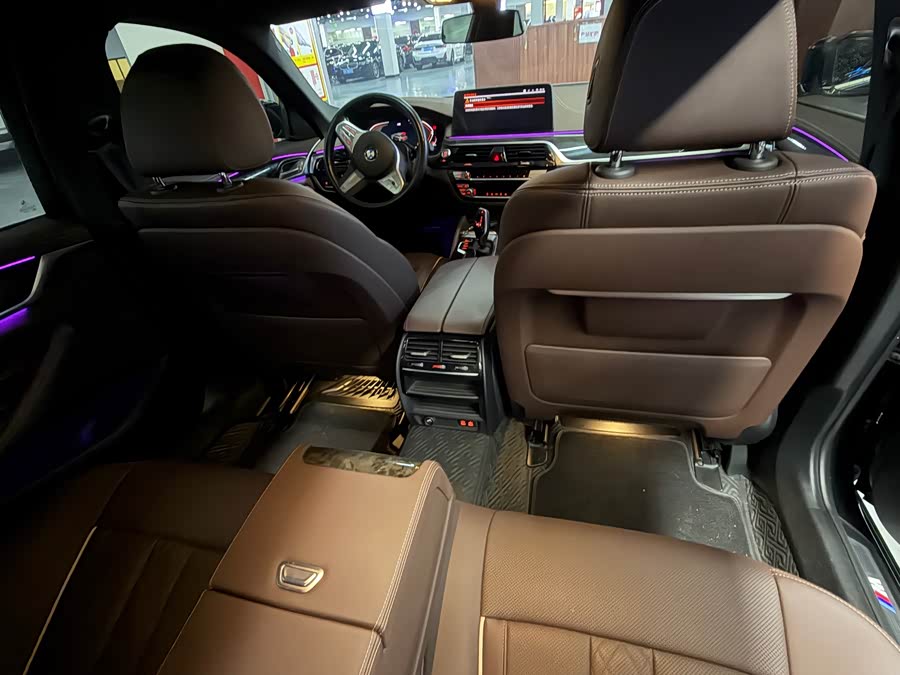 BMW 5 Series 2022 525Li M Sport - zdjęcie 10