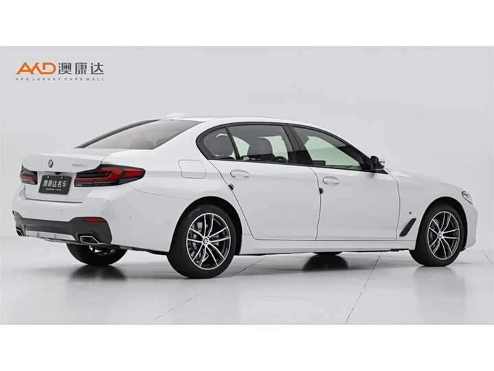 BMW 5 Series 2022 Facelift 525Li M Sport Package - zdjęcie 13