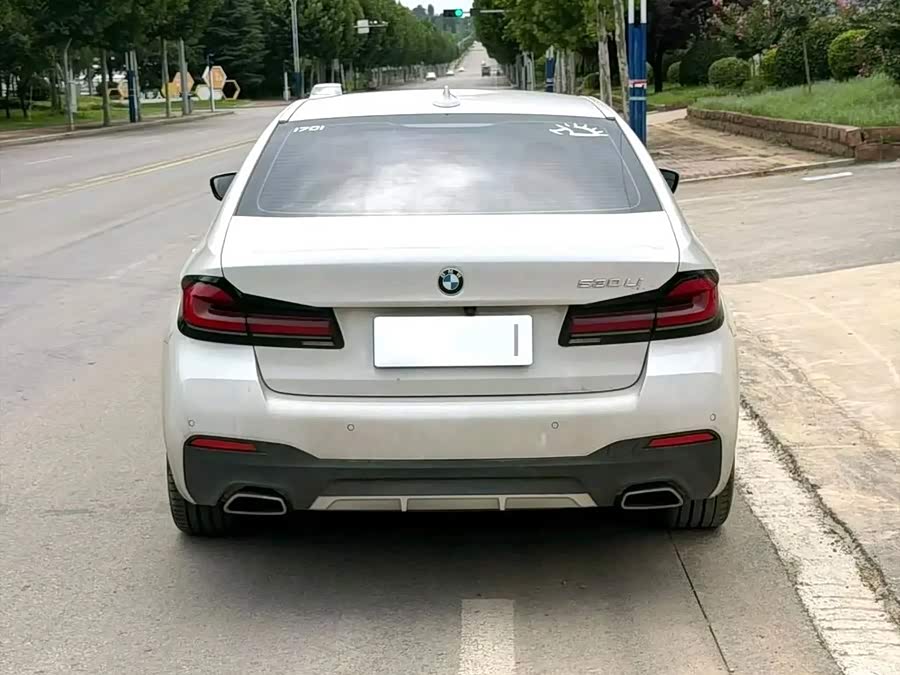 BMW 5 Series 2022 Facelift 525Li M Sport Package - zdjęcie 3