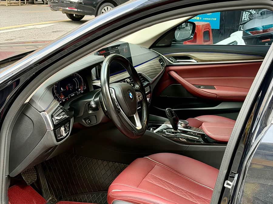 BMW 5 Series 2023 530Li Leading Luxury Package - zdjęcie 3