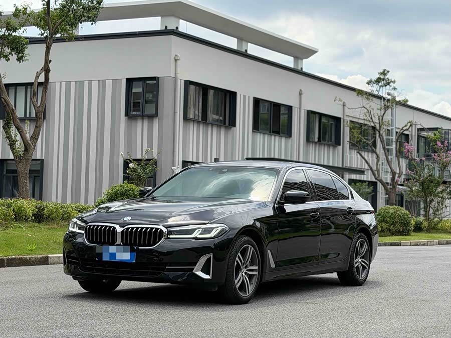 BMW 5 Series 2023 Facelift 530Li Leading Luxury Package - zdjęcie 1