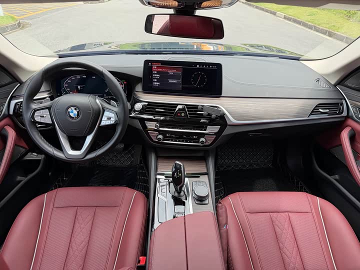 BMW 5 Series 2023 Facelift 530Li Leading Luxury Package - zdjęcie 14