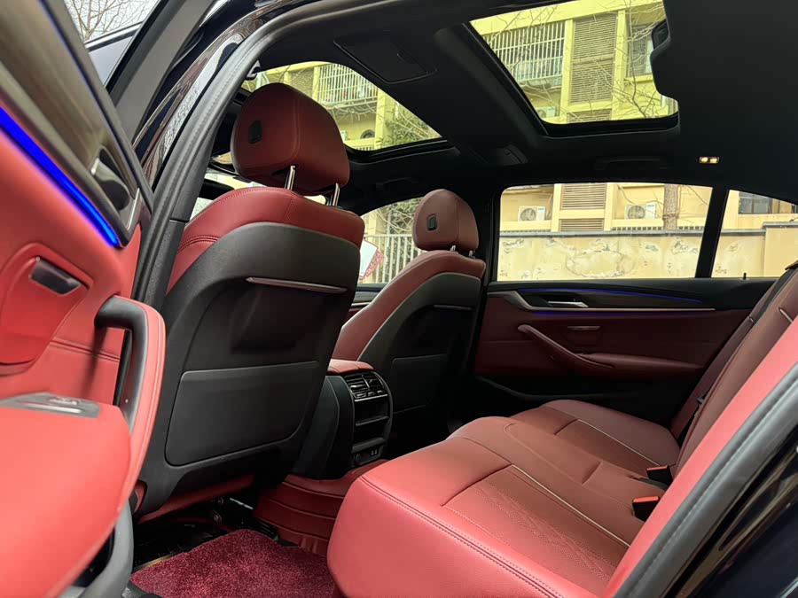 BMW 5 Series 2023 Facelift 530Li Luxury M Sport Package - zdjęcie 10