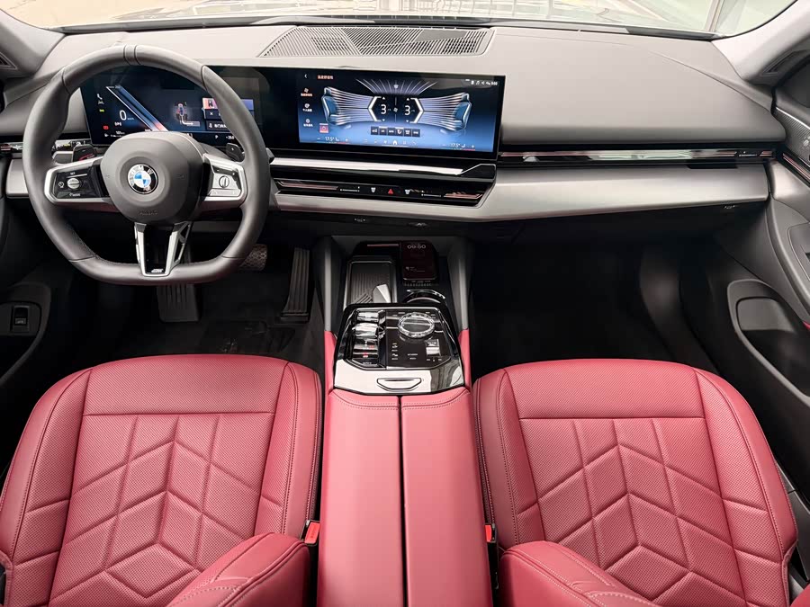 BMW 5 Series 2024 525Li M Sport Package - zdjęcie 16