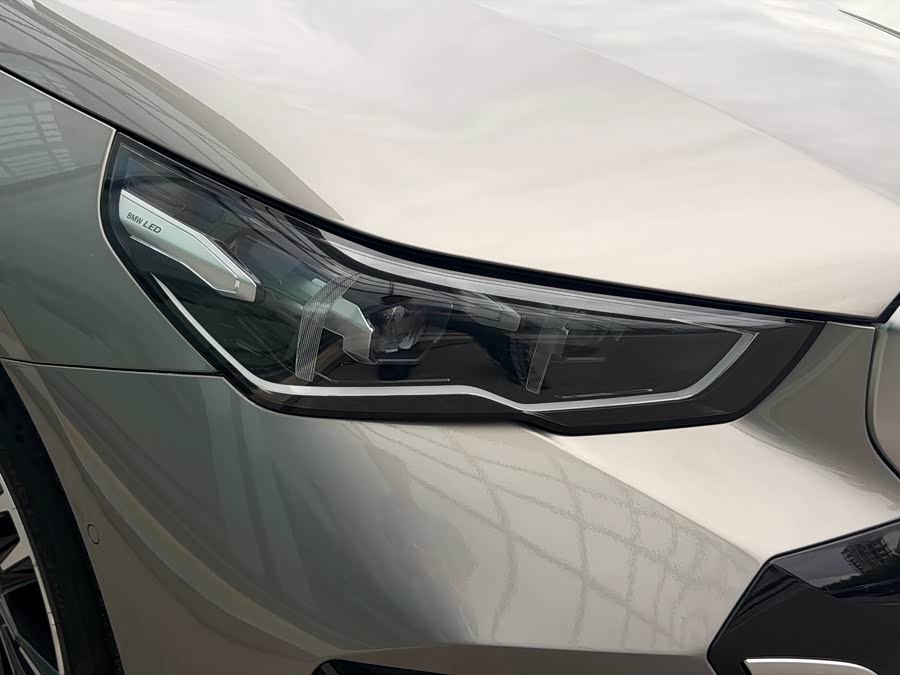 BMW 5 Series 2024 525Li M Sport Package - zdjęcie 5