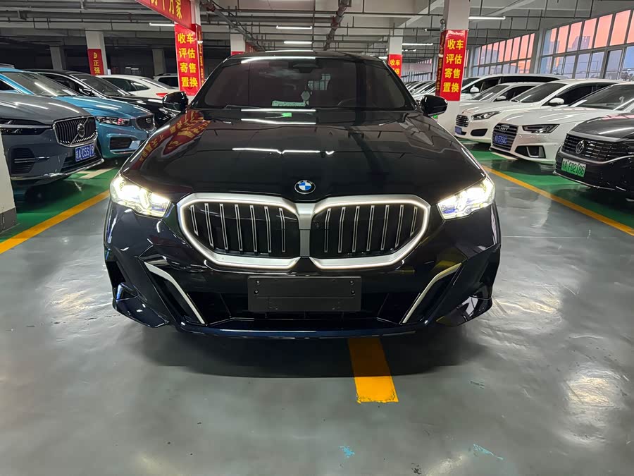 BMW 5 Series 2024 530Li Luxury M Sport Package - zdjęcie 20