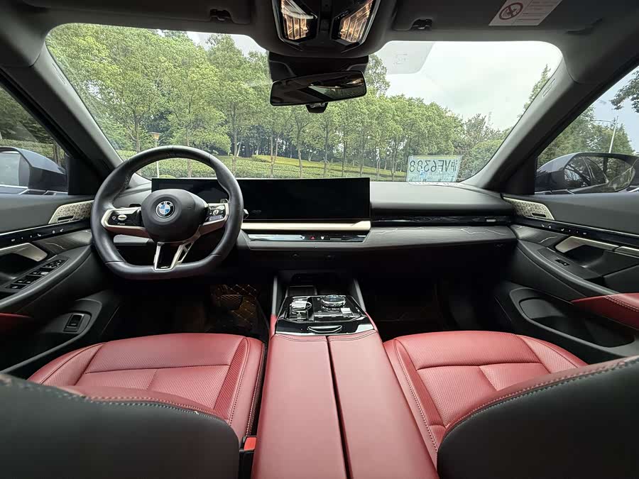 BMW 5 Series 2024 530Li Luxury M Sport Package - zdjęcie 9