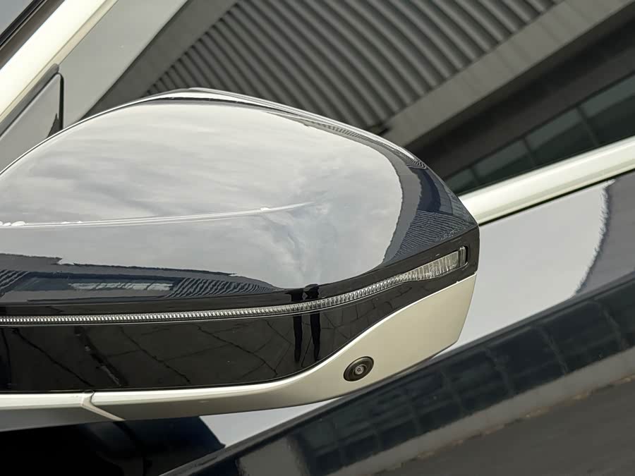 BMW 5 Series 2025 530Li Leading Luxury Package - zdjęcie 11