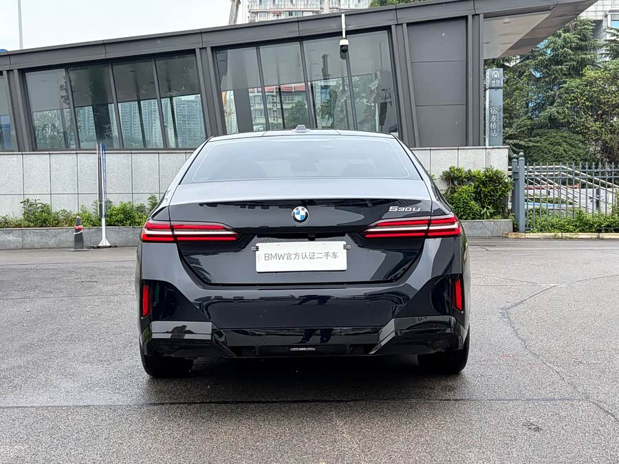 BMW 5 Series 2026 530Li Leading M Sport - zdjęcie 7
