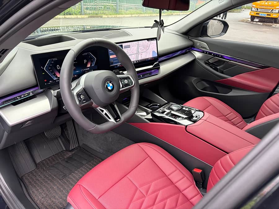 BMW 5 Series 2026 530Li Leading M Sport - zdjęcie 9