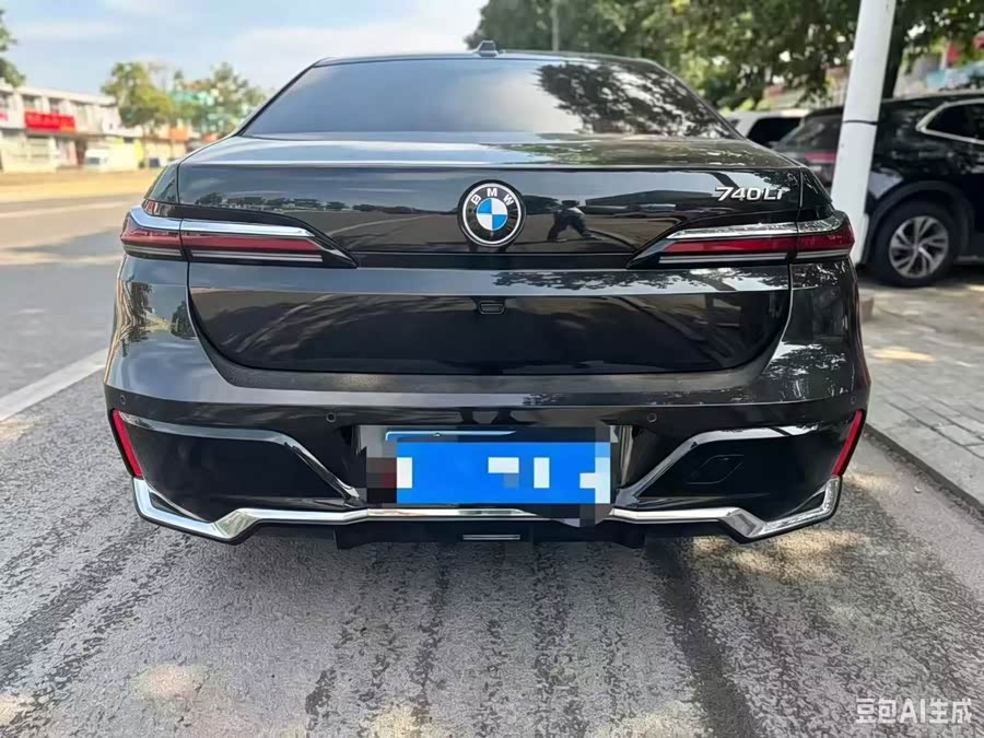 BMW 7 Series 2023 740Li Leading Luxury Package - zdjęcie 8