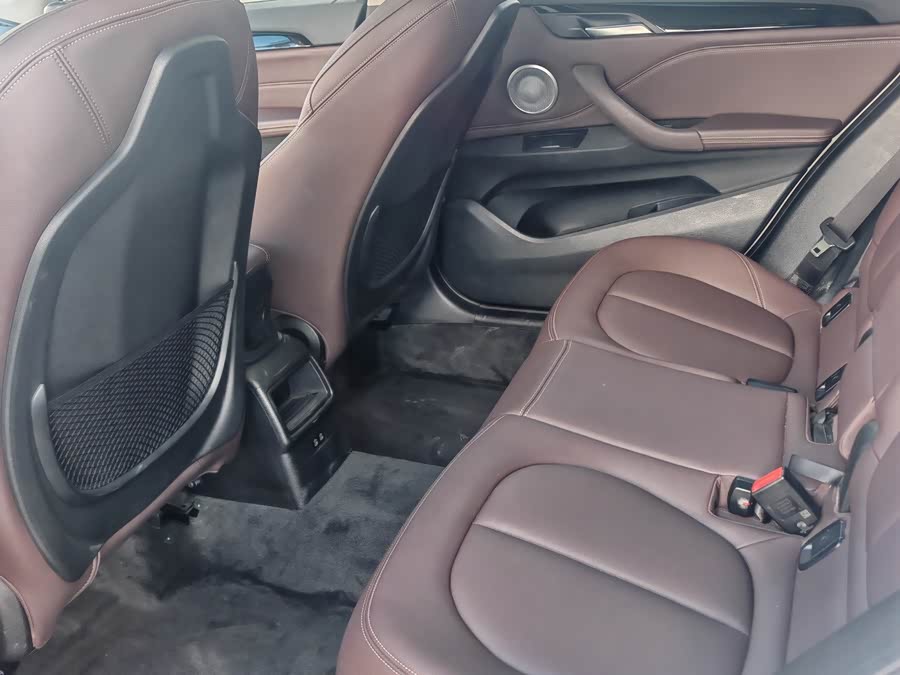 BMW X1 2022 sDrive20Li Fashion Edition - zdjęcie 2
