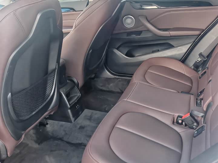 BMW X1 2022 sDrive20Li Fashion Edition - zdjęcie 12