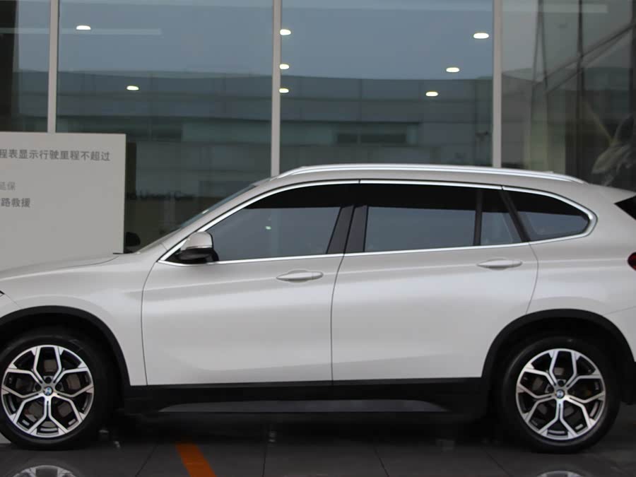 BMW X1 2022 sDrive20Li Fashion Edition - zdjęcie 5