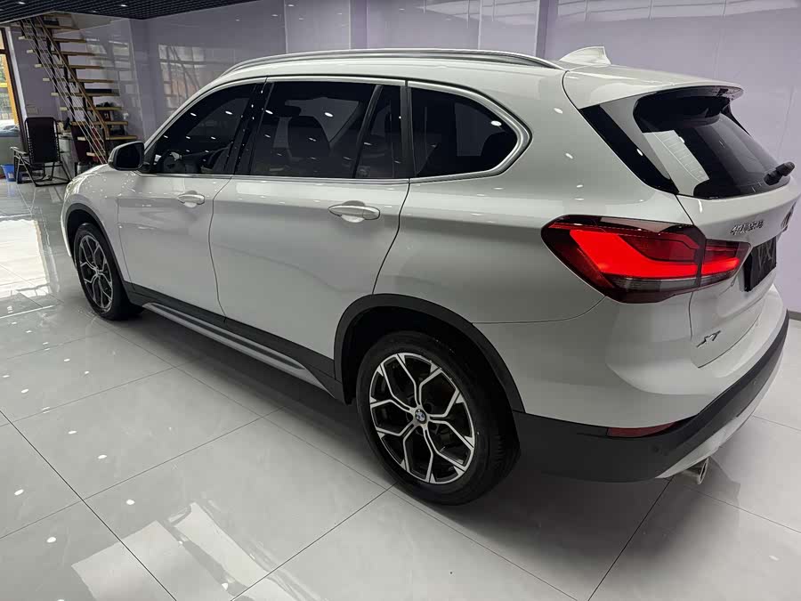 BMW X1 2022 sDrive20Li Fashion Edition - zdjęcie 6