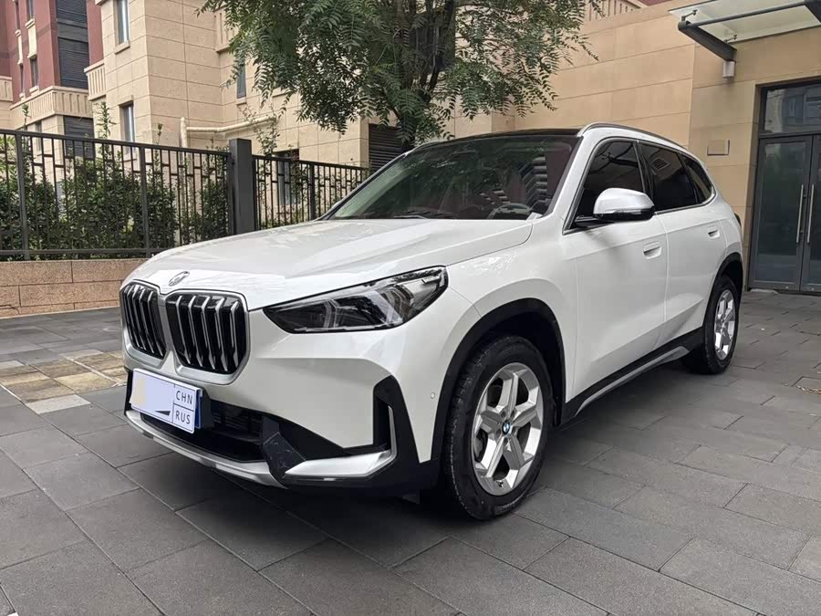 BMW X1 2023 sDrive20Li X Design Package - zdjęcie 1