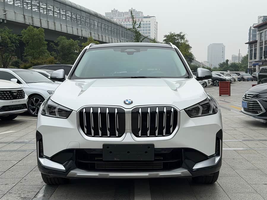 BMW X1 2023 sDrive20Li X Design Package - zdjęcie 2