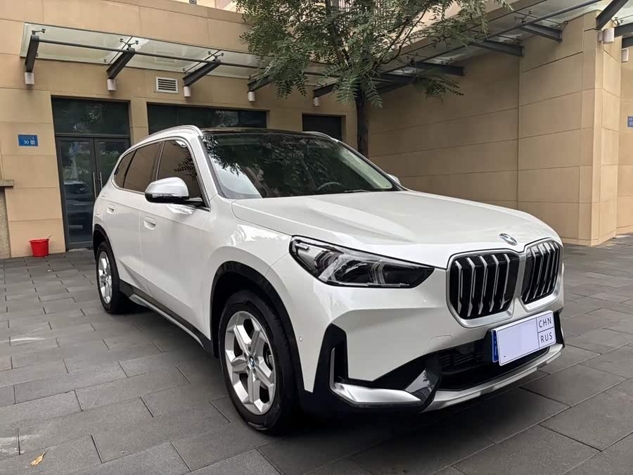 BMW X1 2023 sDrive20Li X Design Package - zdjęcie 2