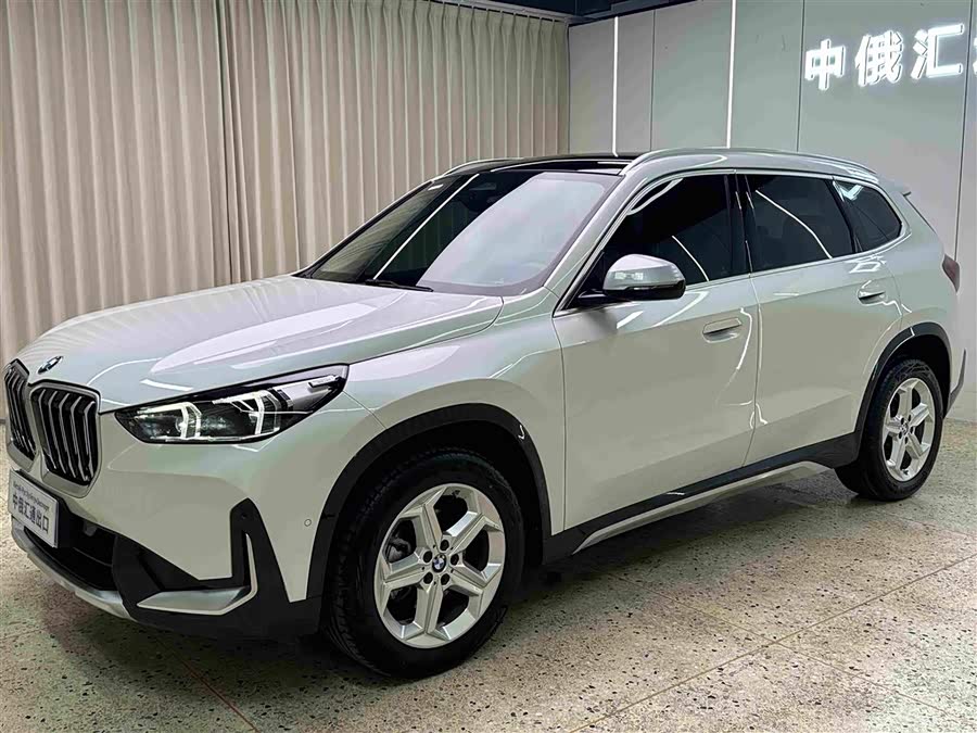 BMW X1 2023 sDrive20Li X Design Package - zdjęcie 2
