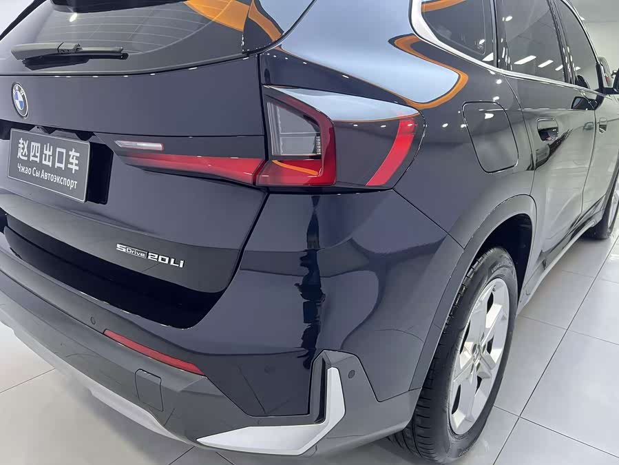 BMW X1 2023 sDrive20Li X Design Package - zdjęcie 11