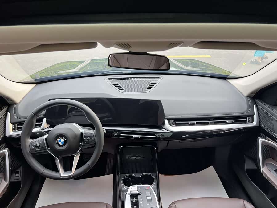 BMW X1 2023 sDrive20Li X Design Package - zdjęcie 12