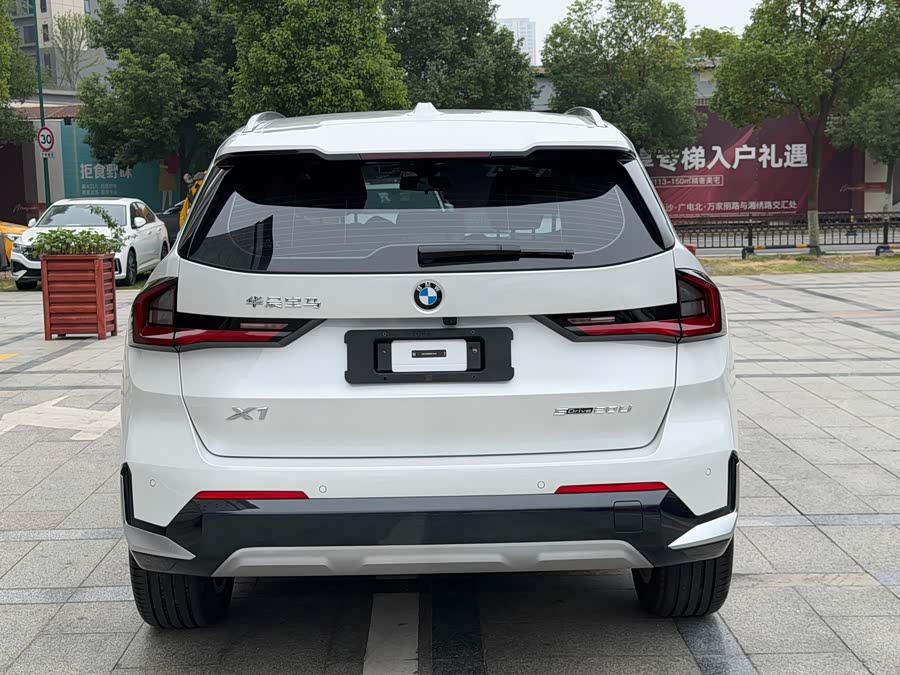BMW X1 2023 sDrive20Li X Design Package - zdjęcie 12