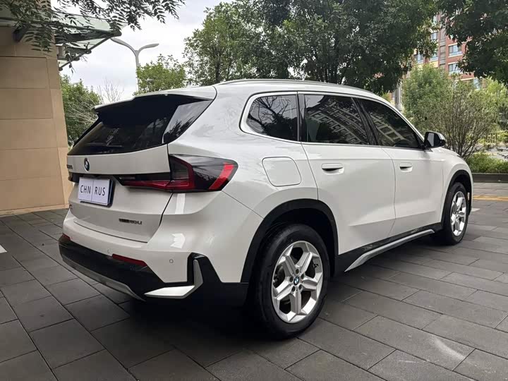BMW X1 2023 sDrive20Li X Design Package - zdjęcie 12
