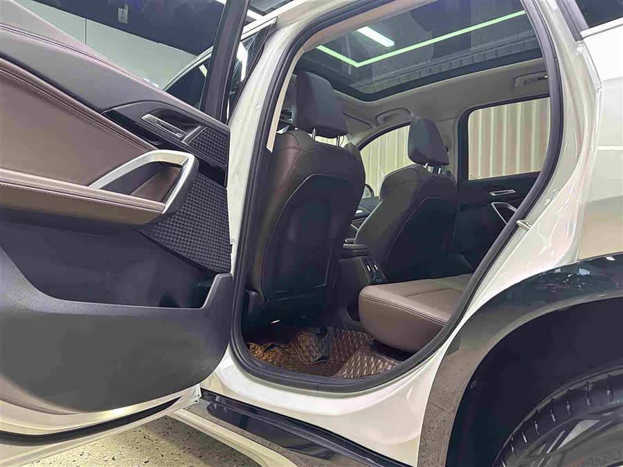 BMW X1 2023 sDrive20Li X Design Package - zdjęcie 12