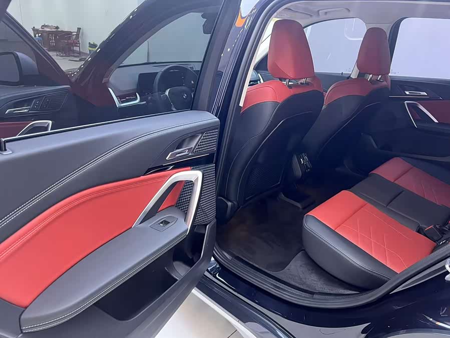 BMW X1 2023 sDrive20Li X Design Package - zdjęcie 17