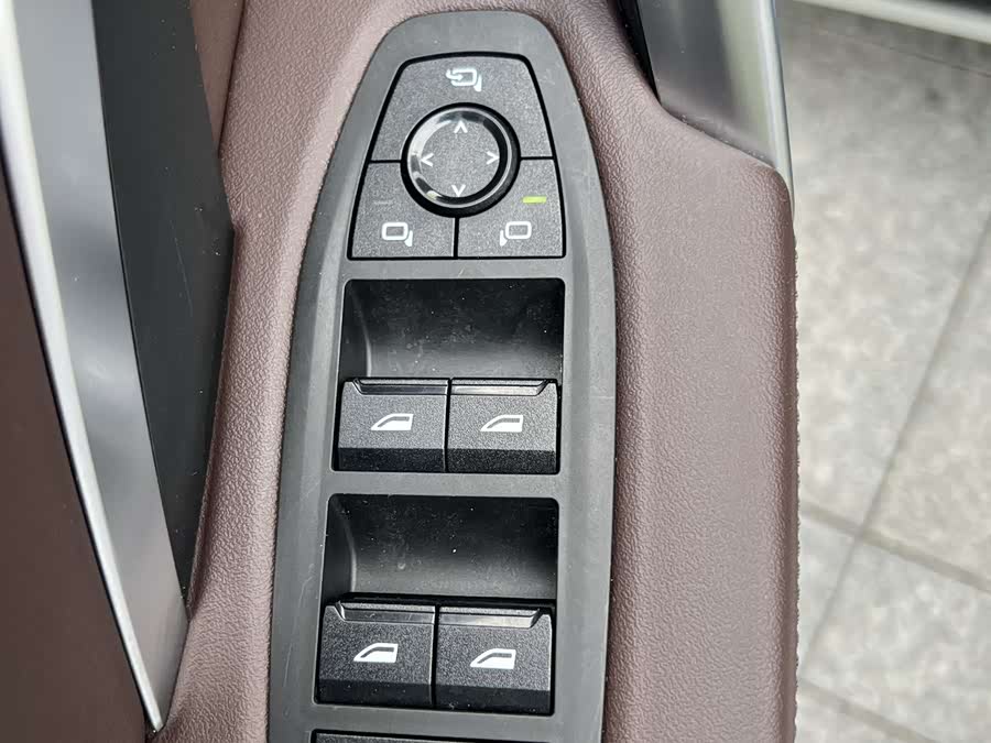 BMW X1 2023 sDrive20Li X Design Package - zdjęcie 17