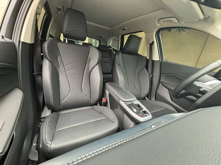 BMW X1 2023 sDrive20Li X Design Package - zdjęcie 18
