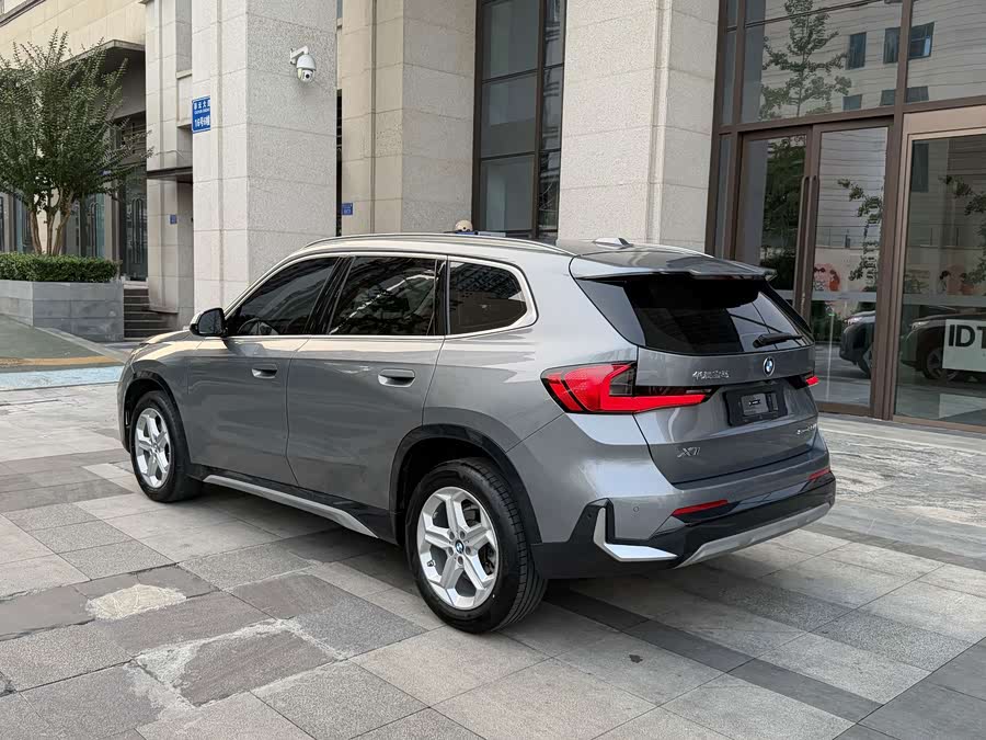 BMW X1 2023 sDrive20Li X Design Package - zdjęcie 3
