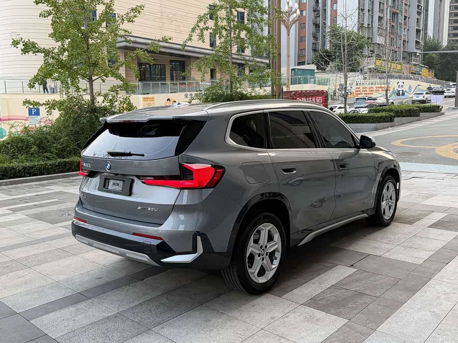 BMW X1 2023 sDrive20Li X Design Package - zdjęcie 4