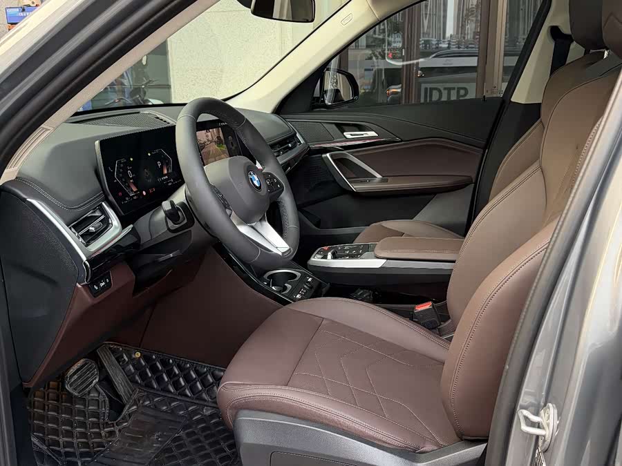 BMW X1 2023 sDrive20Li X Design Package - zdjęcie 6