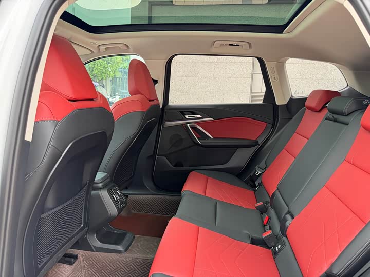 BMW X1 2023 sDrive25Li M Sport Package - zdjęcie 18