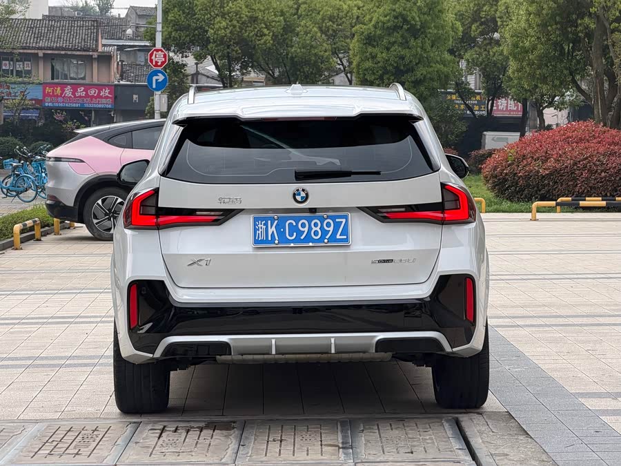 BMW X1 2023 sDrive25Li M Sport Package - zdjęcie 9