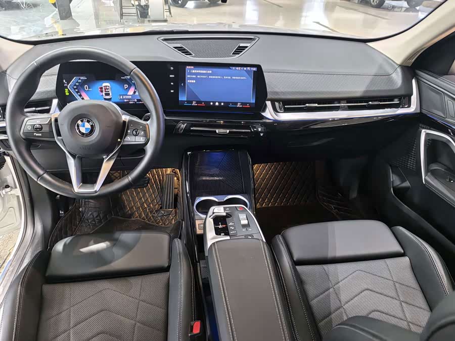 BMW X2 2026 sDrive25i M Sport - zdjęcie 8