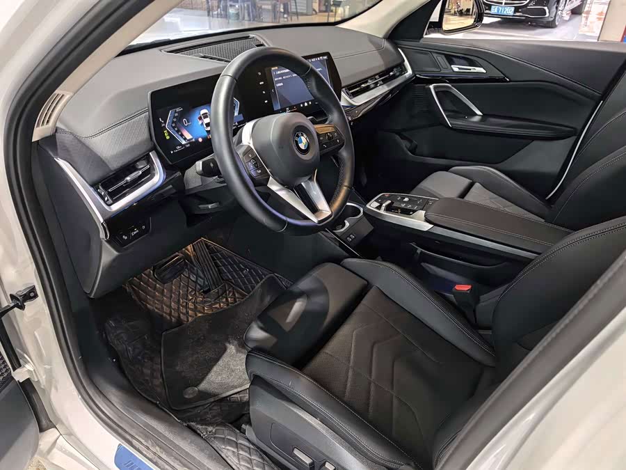 BMW X2 2026 sDrive25i M Sport - zdjęcie 9