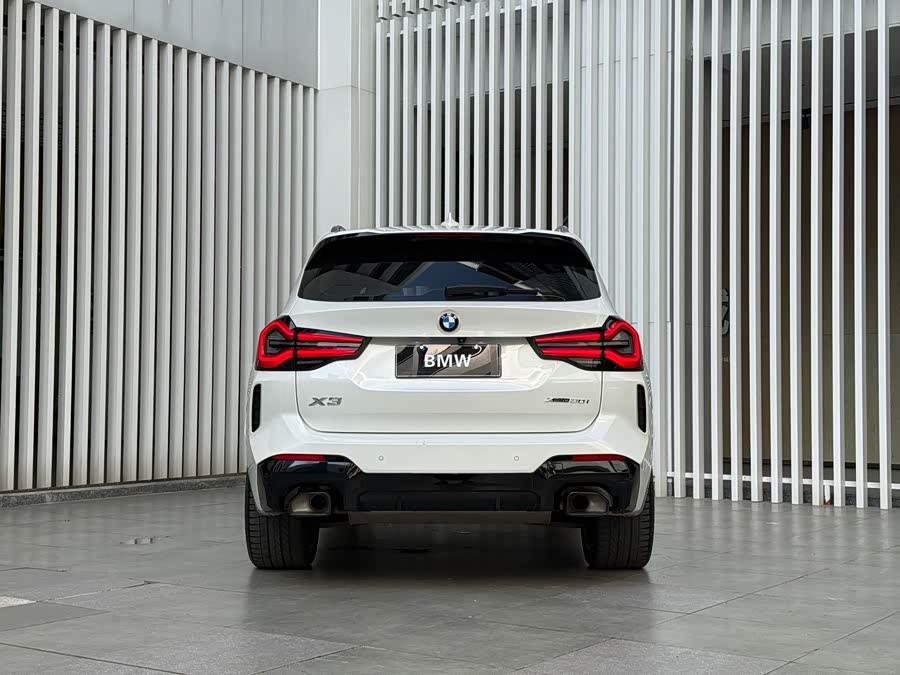BMW X3 2022 Facelift 2 xDrive30i Leading M Night Package - zdjęcie 17