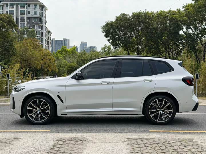 BMW X3 2022 xDrive30i Leading M Night Package - zdjęcie 15