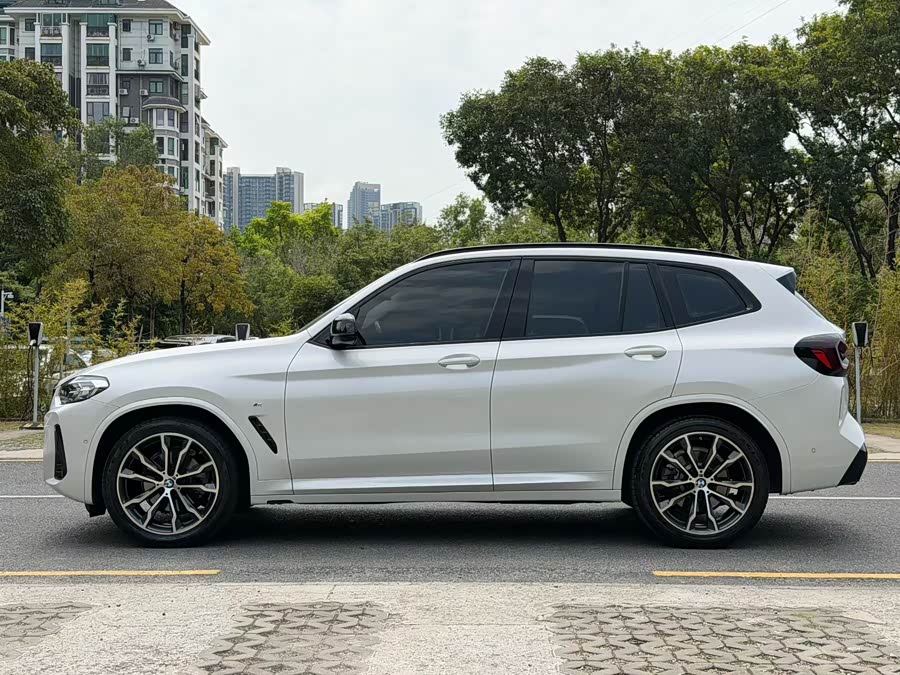 BMW X3 2022 xDrive30i Leading M Night Package - zdjęcie 6