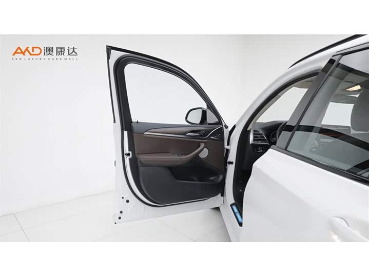 BMW X3 2023 Facelift xDrive30i Leading M Night Package - zdjęcie 20