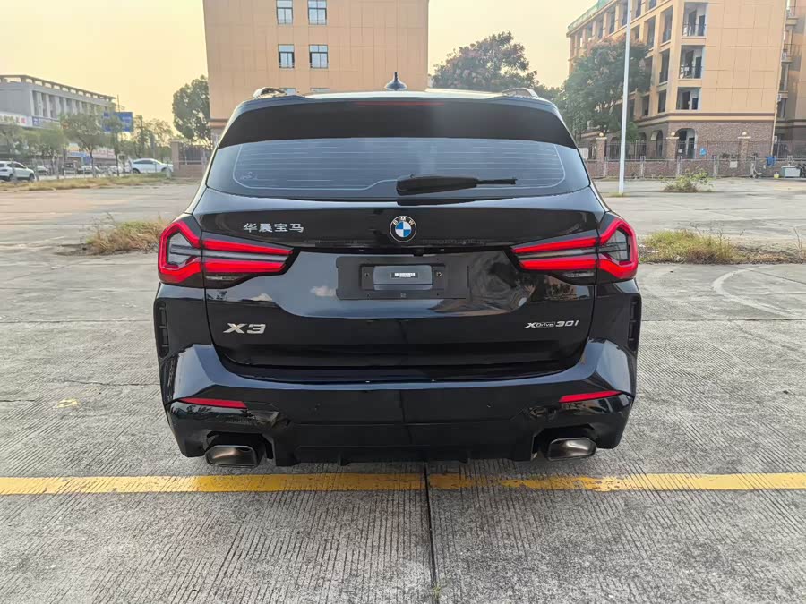BMW X3 2023 Facelift xDrive30i Leading M Night Package - zdjęcie 3