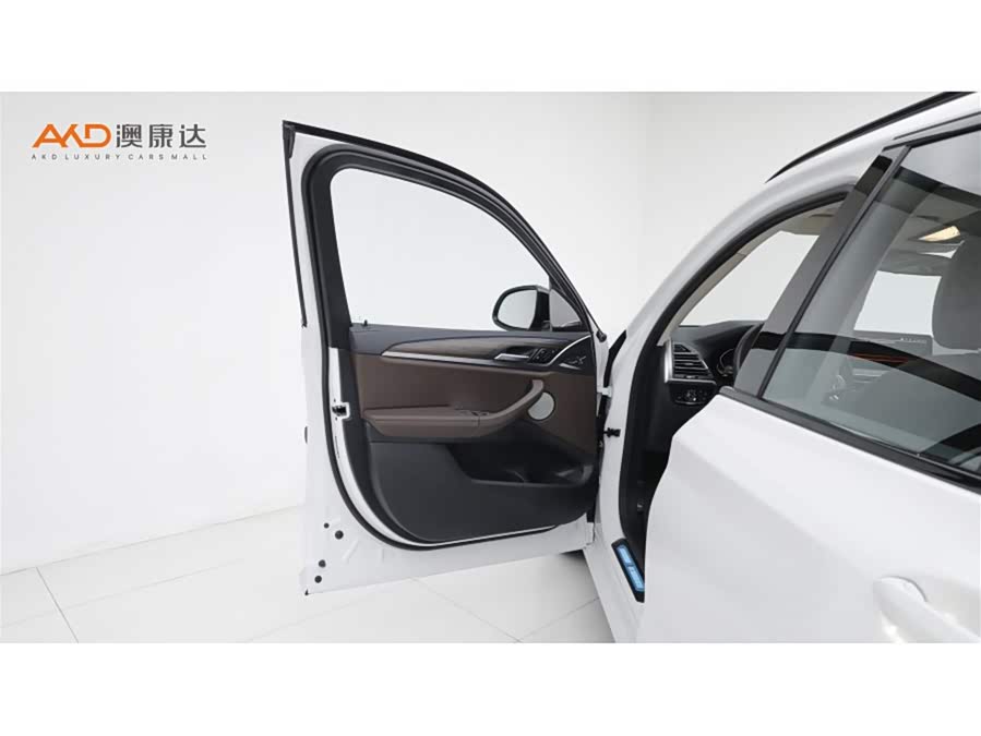 BMW X3 2023 Facelift xDrive30i Leading M Night Package - zdjęcie 10