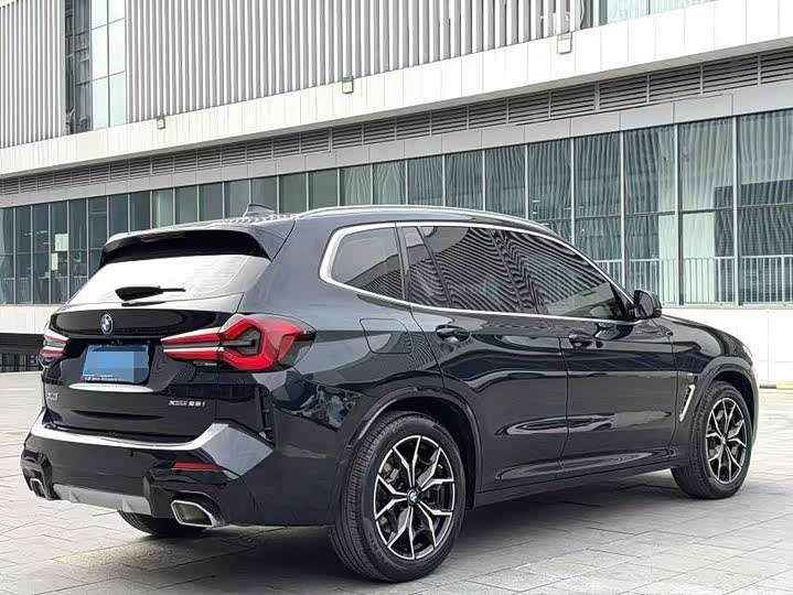 BMW X3 2023 xDrive25i M Sport Package - zdjęcie 18