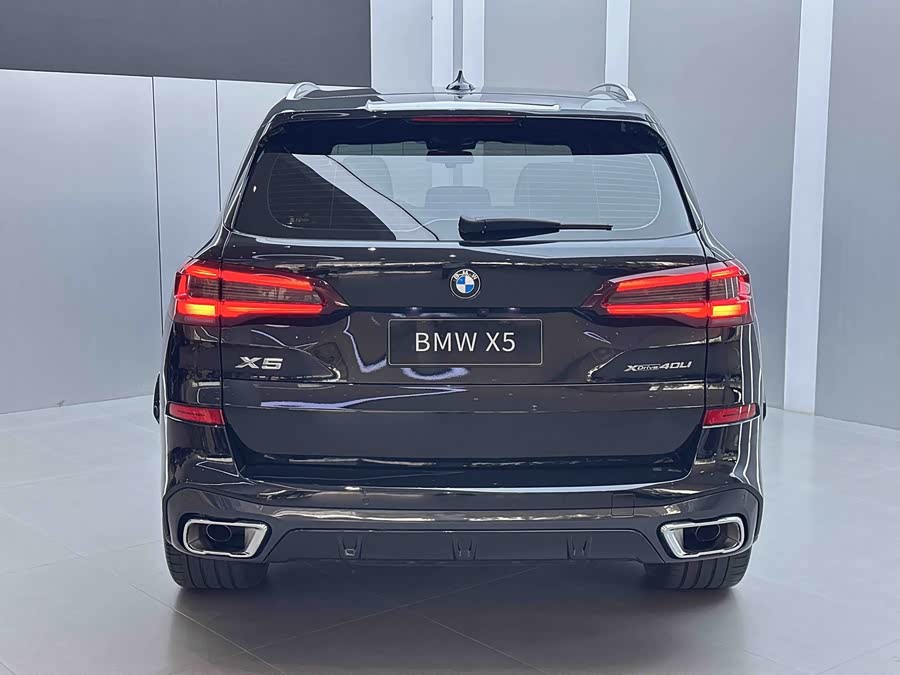 BMW X5 2022 Facelift xDrive 40Li Luxury M Sport Package - zdjęcie 4